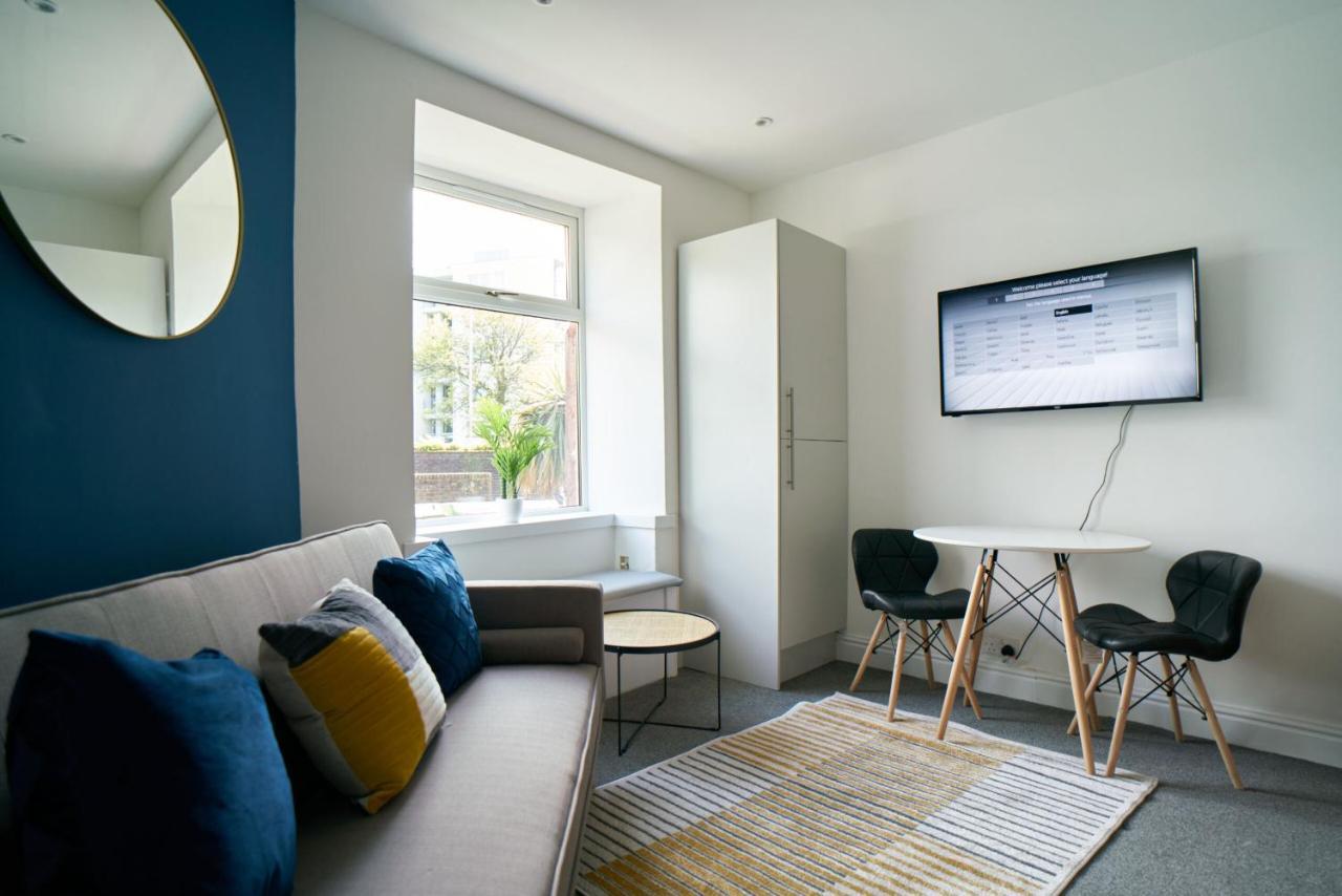 Meadow Apartment Dumbarton Dış mekan fotoğraf