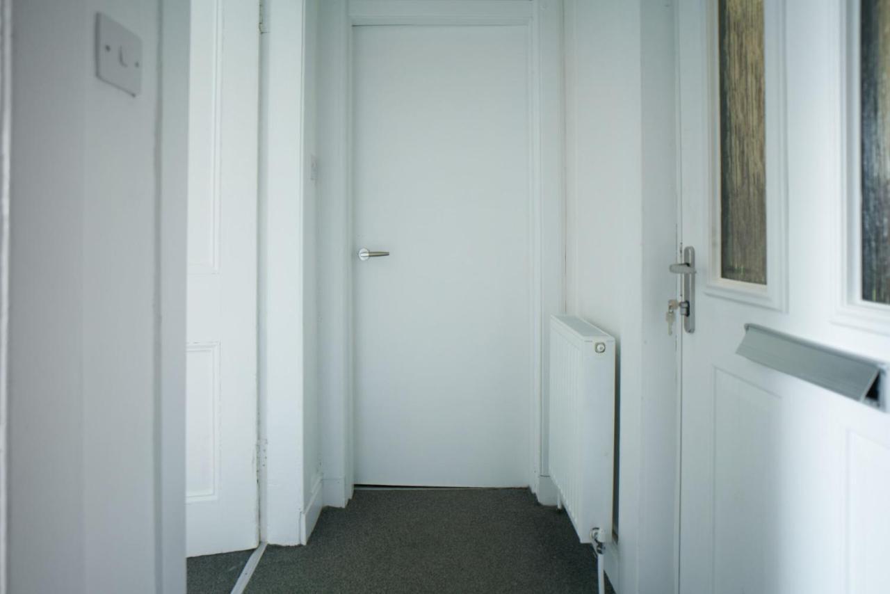 Meadow Apartment Dumbarton Dış mekan fotoğraf